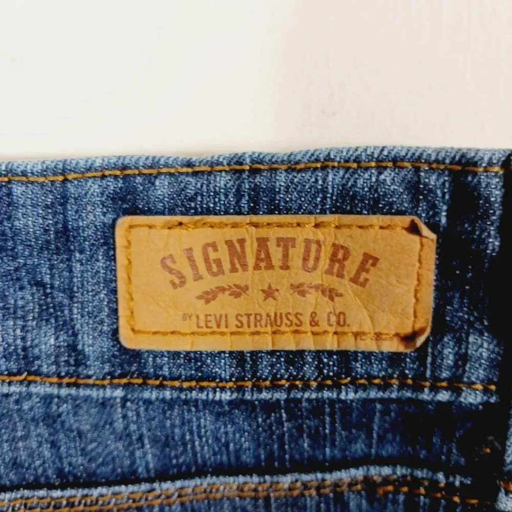 Levi's Signature Denim Skirt Misses Size 4 Zip, Western, Coastal Cowgirl Country - Picture 8 of 16